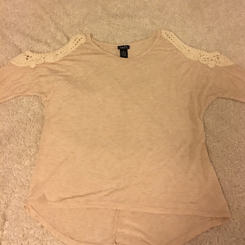 rue21 Shoulder Cut-outs Half Sleeve Blouse