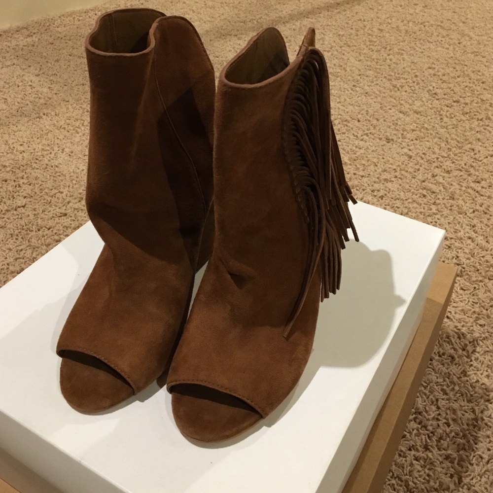 DOLCE VITA suede fringe open toe ankle boots (a) - Picture 4 of 4