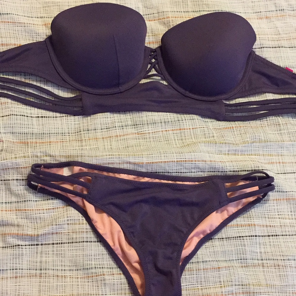 Victoria's Secret very sexy strappy bikini