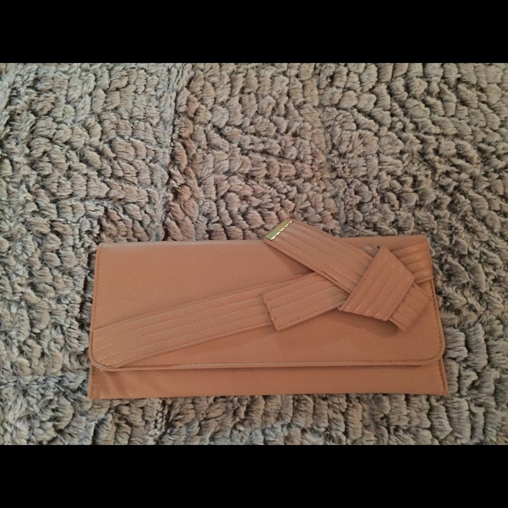 Jessica Simpson Leather Tan clutch