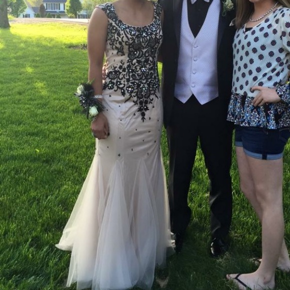 Jovani Prom Dress Nude/Black - Picture 3 of 3