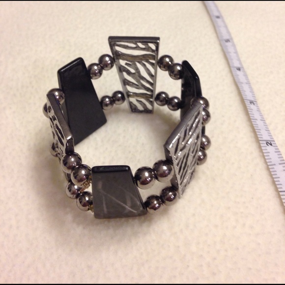 Bracelet - Picture 2 of 2
