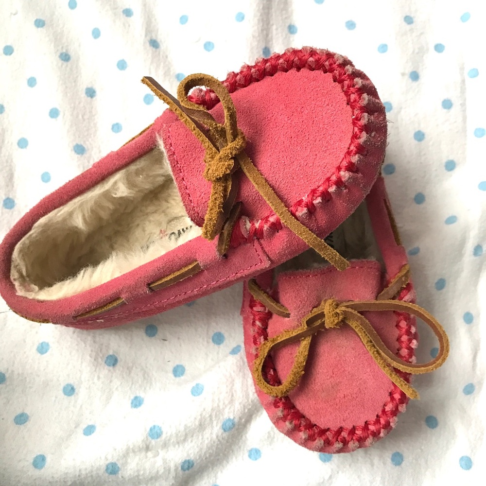 Pink Minnetonka moccasins