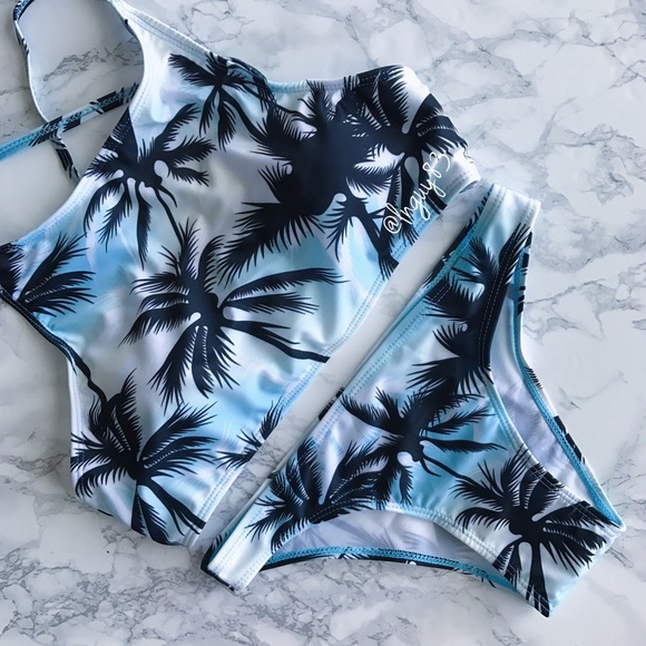 various Other - 🎐Hawaiian Bikini Set 🎐