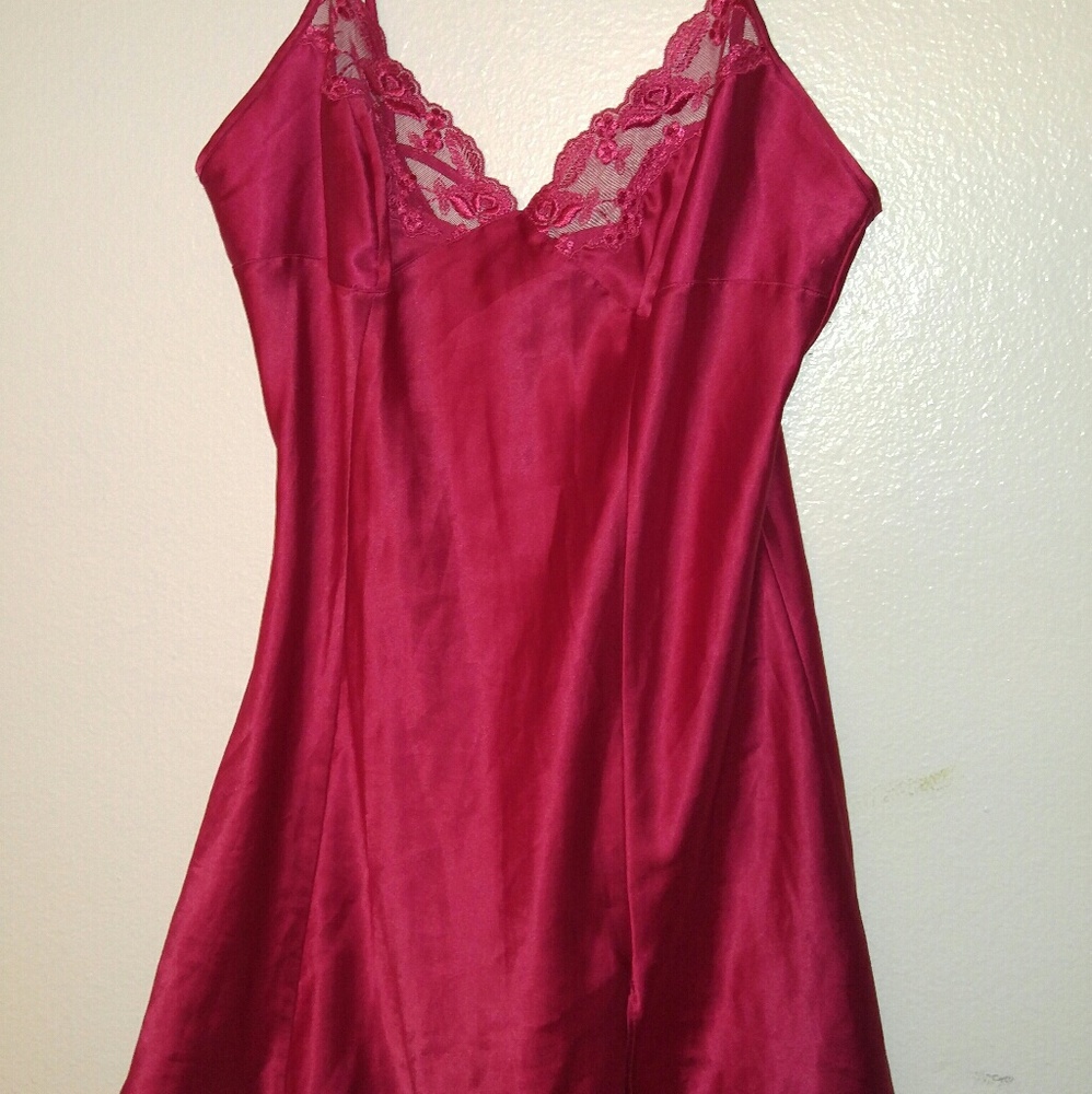 Victoria's secret very sexy satin chemise