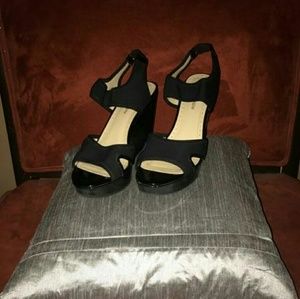 Adrienne Vittadini Wedges