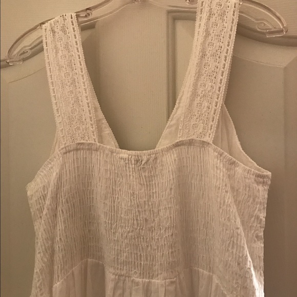 πMIDI DRESS Darling White, wear with sweater! - Picture 3 of 4