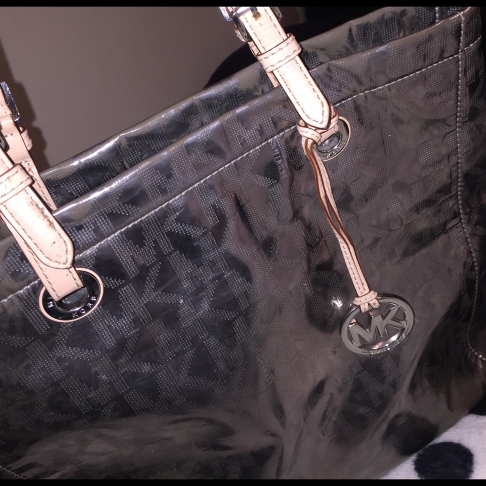 Michael Kors tote