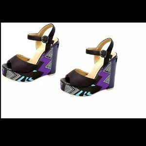 Womens wedge strap sandals shoes sizes 6.5, 8