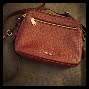 Fossil cross body purse! Leather purse.