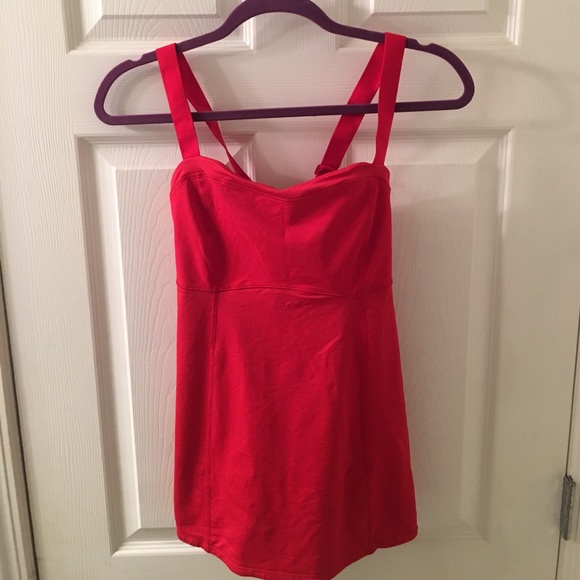 lululemon athletica Tops - Lululemon Crossback Top, Size 6