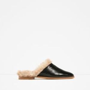 Zara Basic Leather Slides