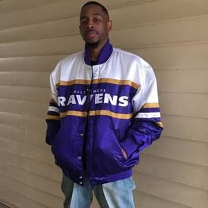 Meet your Posher, Dee