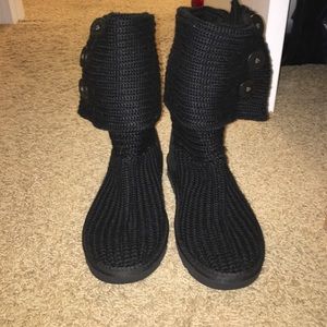 Black ugg boots