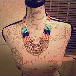 Statement necklace