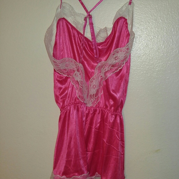 Satin romper - Picture 2 of 2