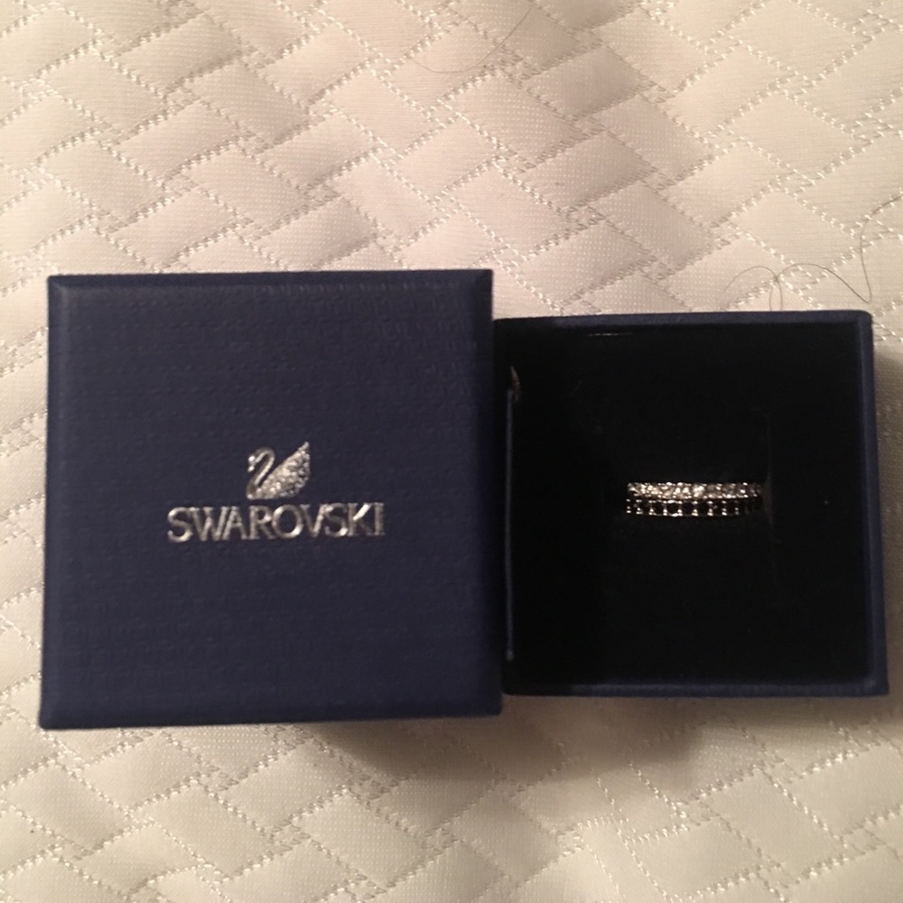 Swarovski Size 6 rings !