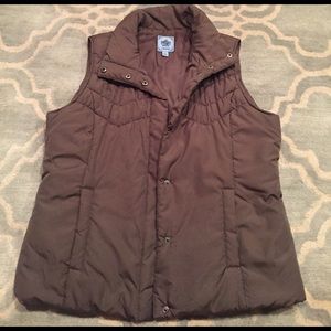 Izod Retro Puffer Vest