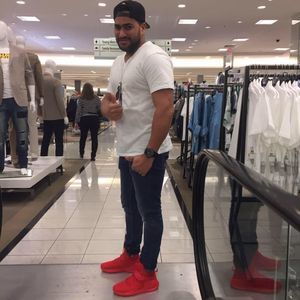 Meet your Posher, Guillermo