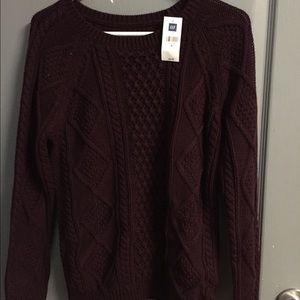 Gap sweater