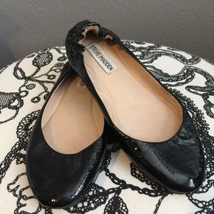 Steve Madden black flats
