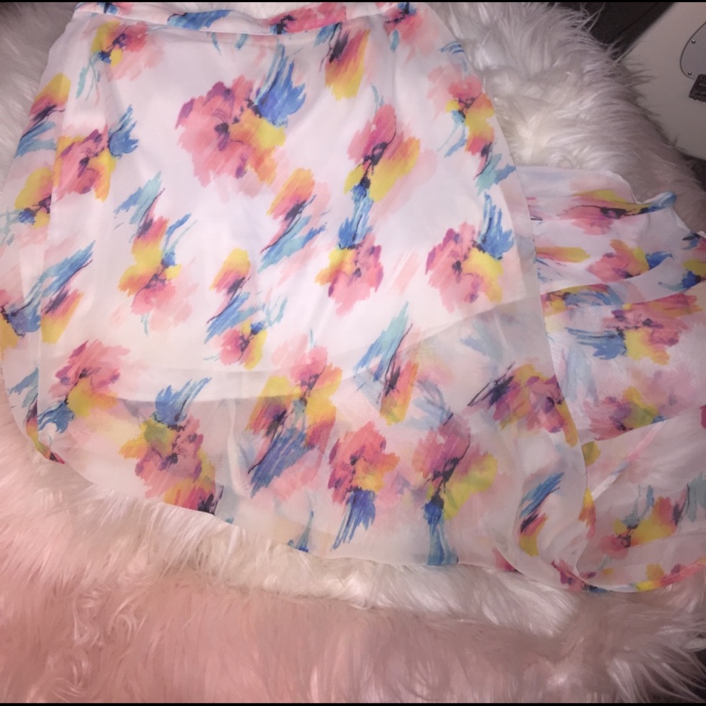 Maxi floral skirt. Good condition.