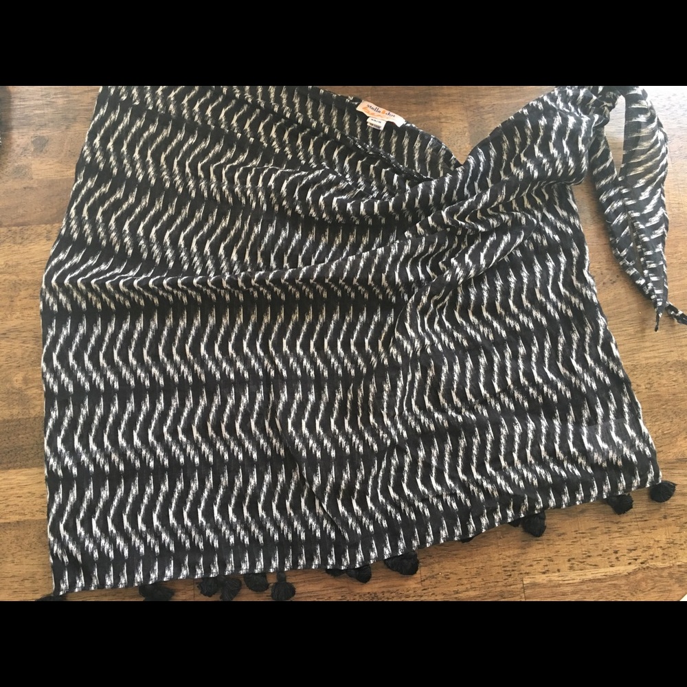 Stella & Dot Convertible Sarong