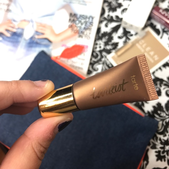 ๐ซSOLD๐ซ MAKEUP/COSMETICS BUNDLE ๐ - Picture 2 of 6