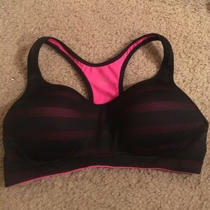 Push Up Sports Bra