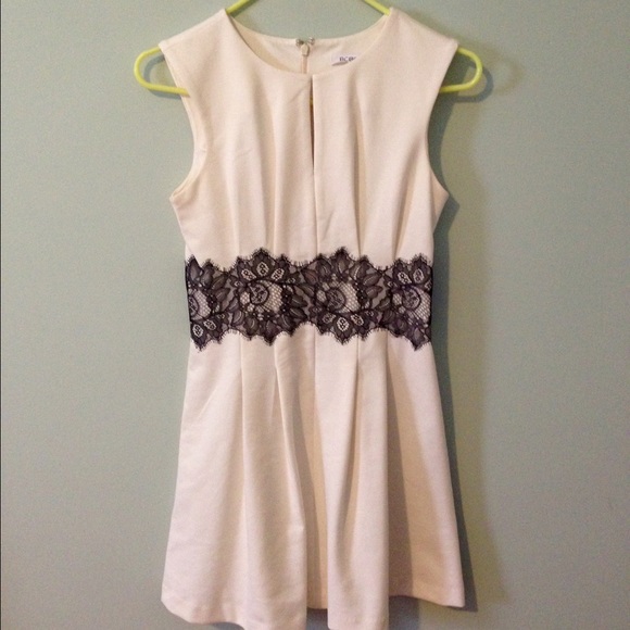 BCBGeneration Dresses & Skirts - Bcbg white and black lace dress