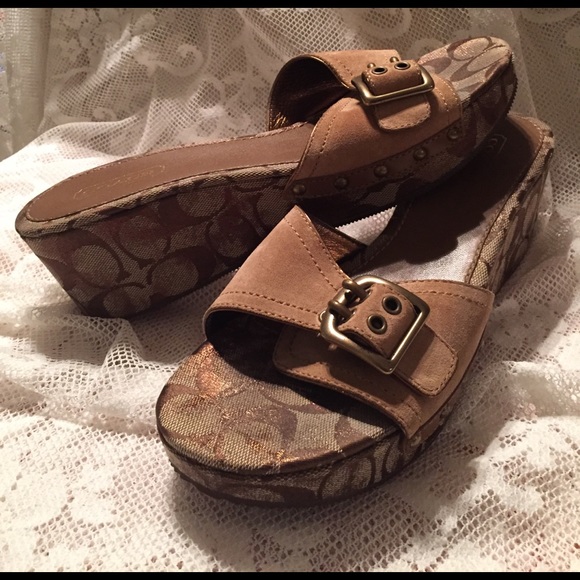 Coach Wedges - Picture 2 of 7