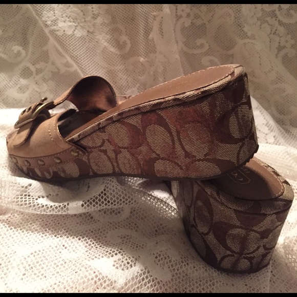 Coach Wedges - Picture 6 of 7