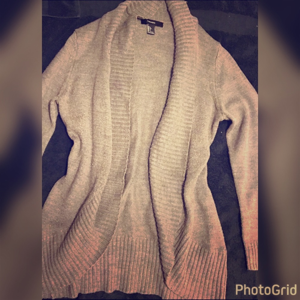 Grey cardigan