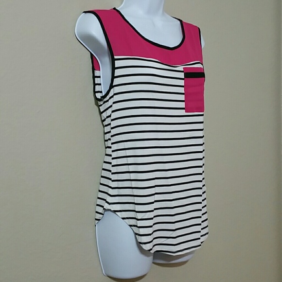 👄NEW! A Block Tank👄 - Picture 7 of 8