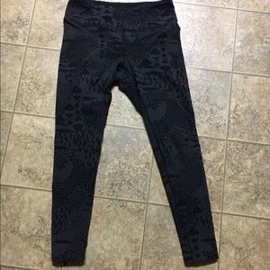 Lucy ankle length leggings with zippers - Medium