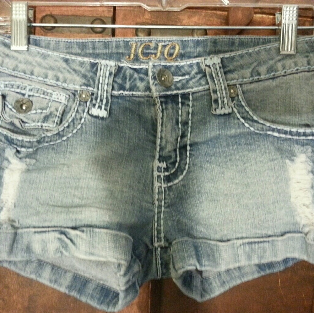Jean Shorts ~ size M