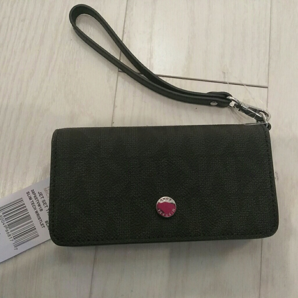 Michael kors cell phone holder and wallet