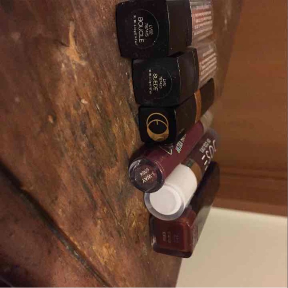 6 various lip colors