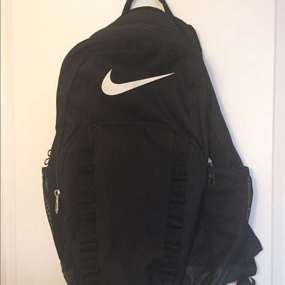 Nike backpack - Picture 2 of 4