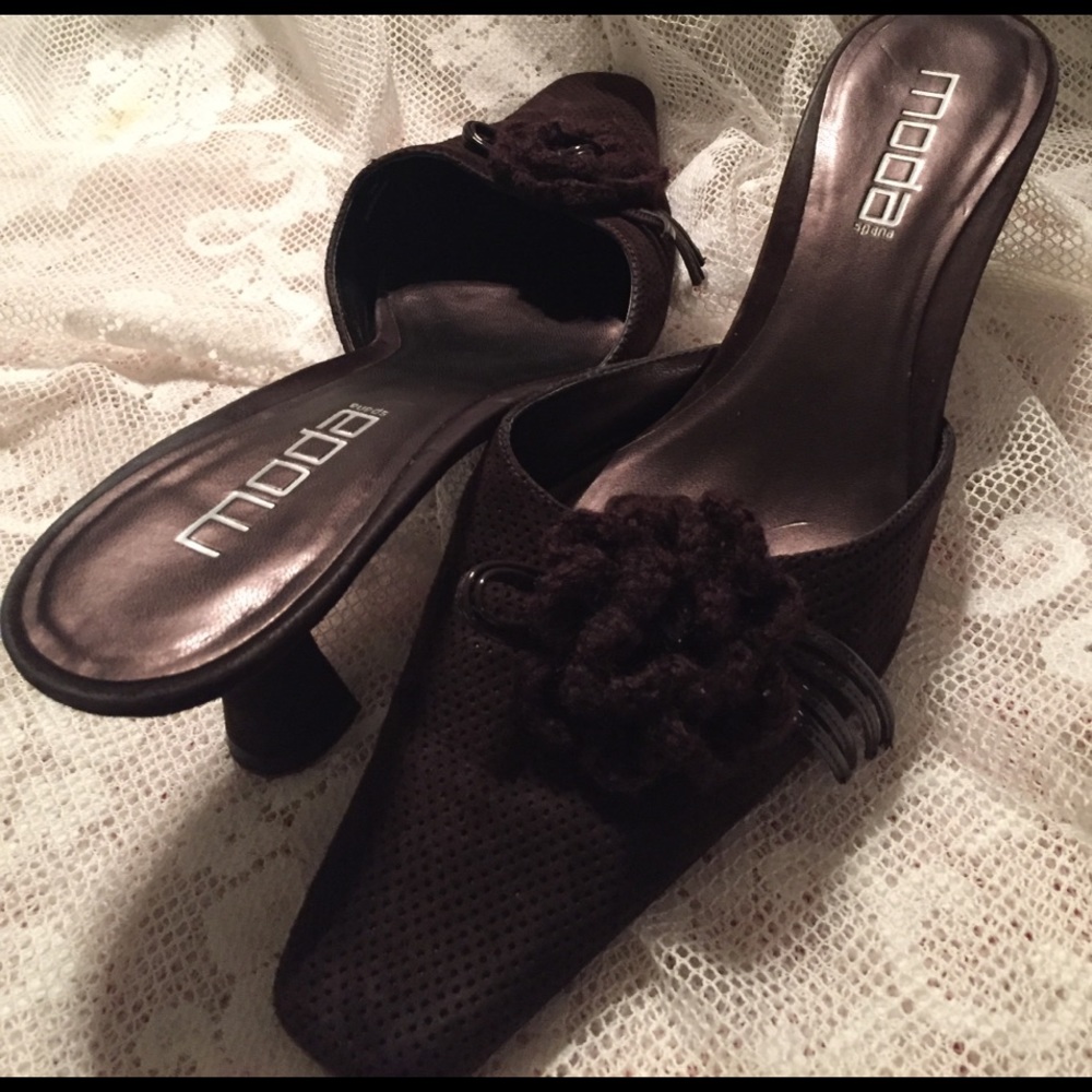 Moda Spana Brown Suede Mules