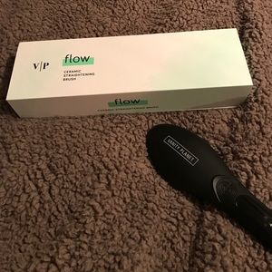 Vanity Planet Ceramic Straightening Brush