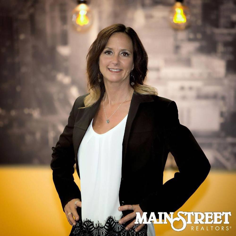 Meet your Posher, Christine