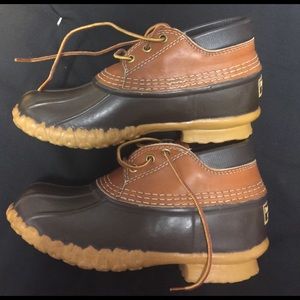 Women's L.L. Bean Gumshoes size 7