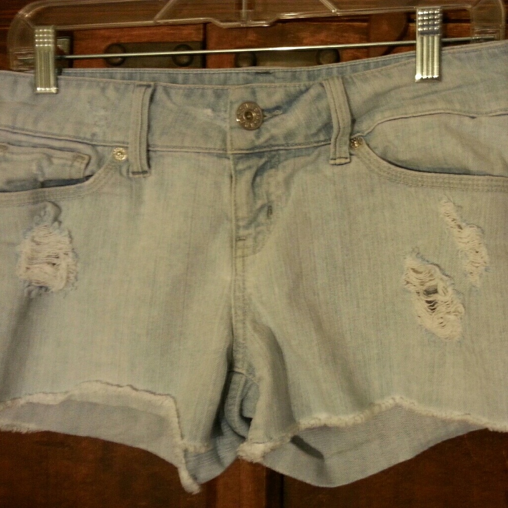 Jean Shorts ~ size US 29