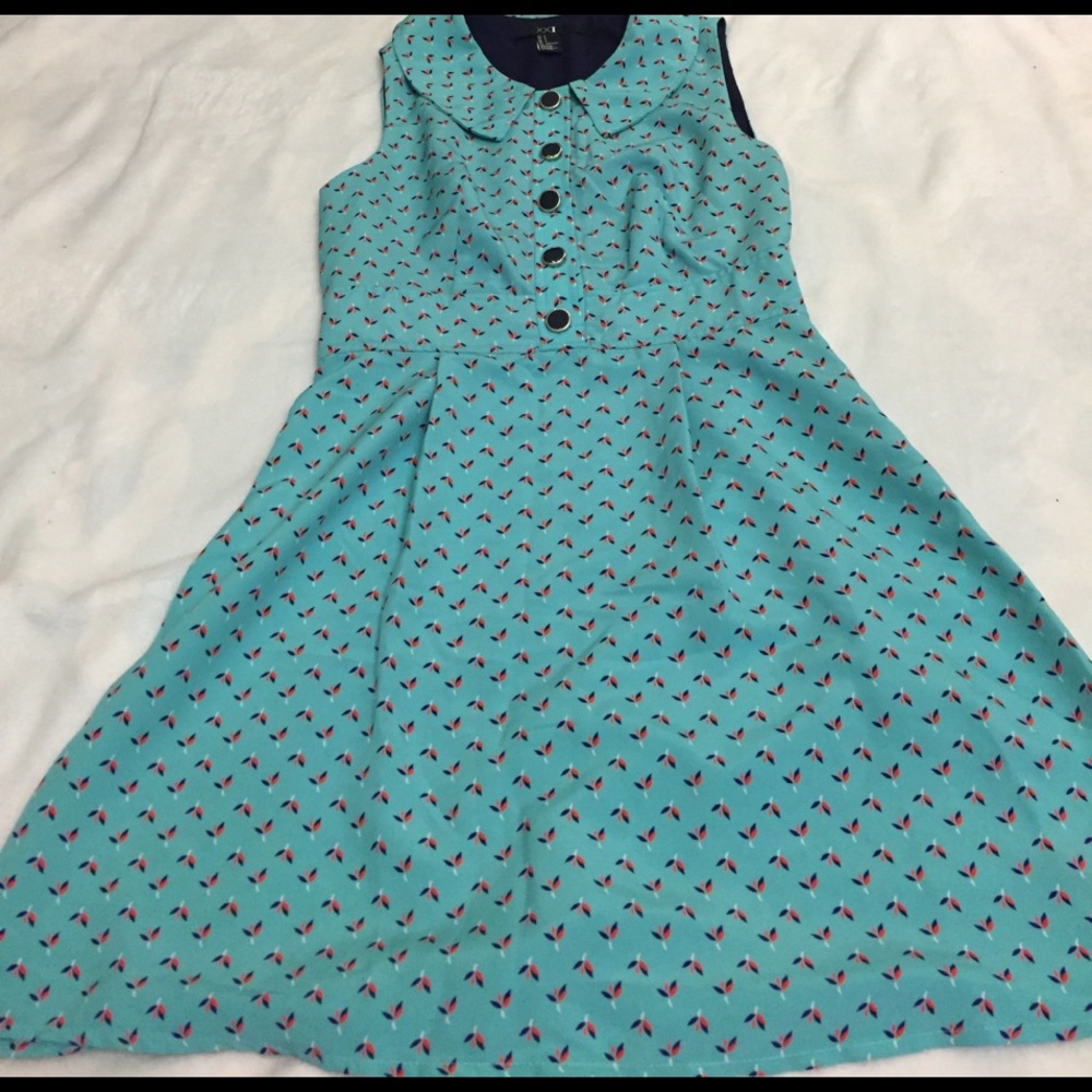 Peter Pan Collar Dress