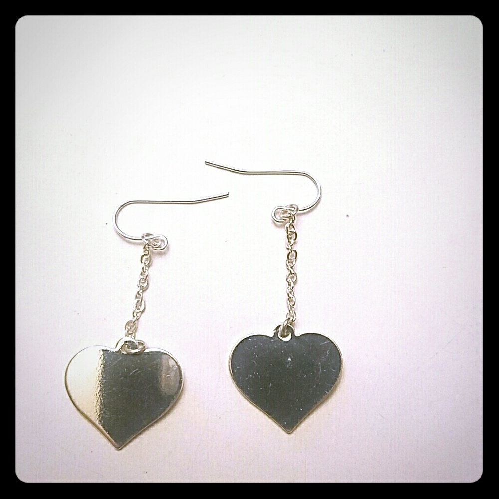 Heart dangle earrings