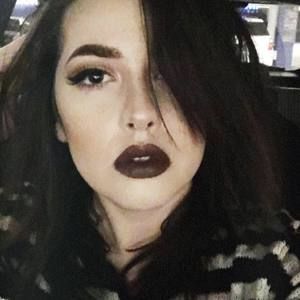 Meet your Posher, Mikelle