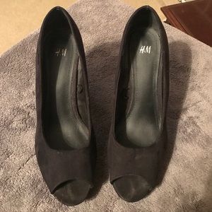 Black H&M peep toe heels