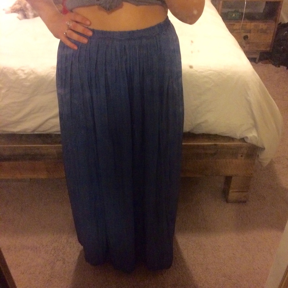 ❌SOLD❌🌸2FOR$12🌸 Maxi Skirt - Picture 2 of 4