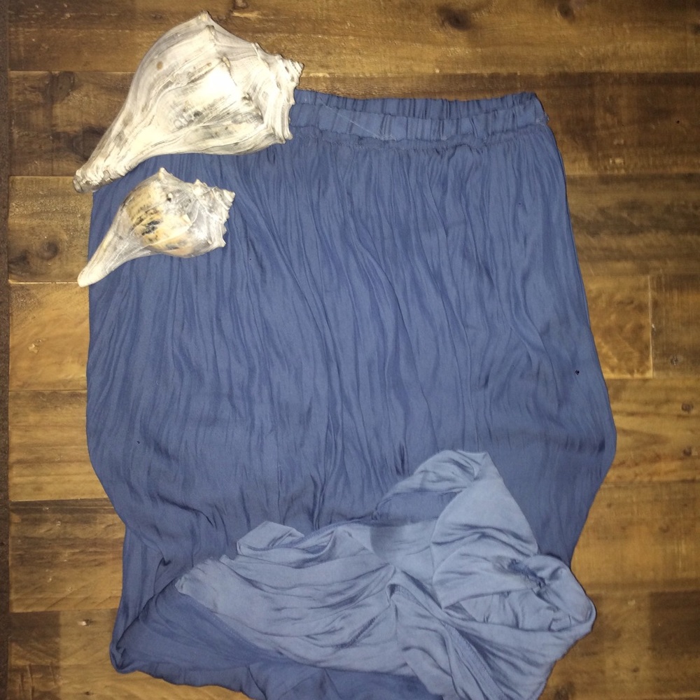 ❌SOLD❌🌸2FOR$12🌸 Maxi Skirt - Picture 3 of 4